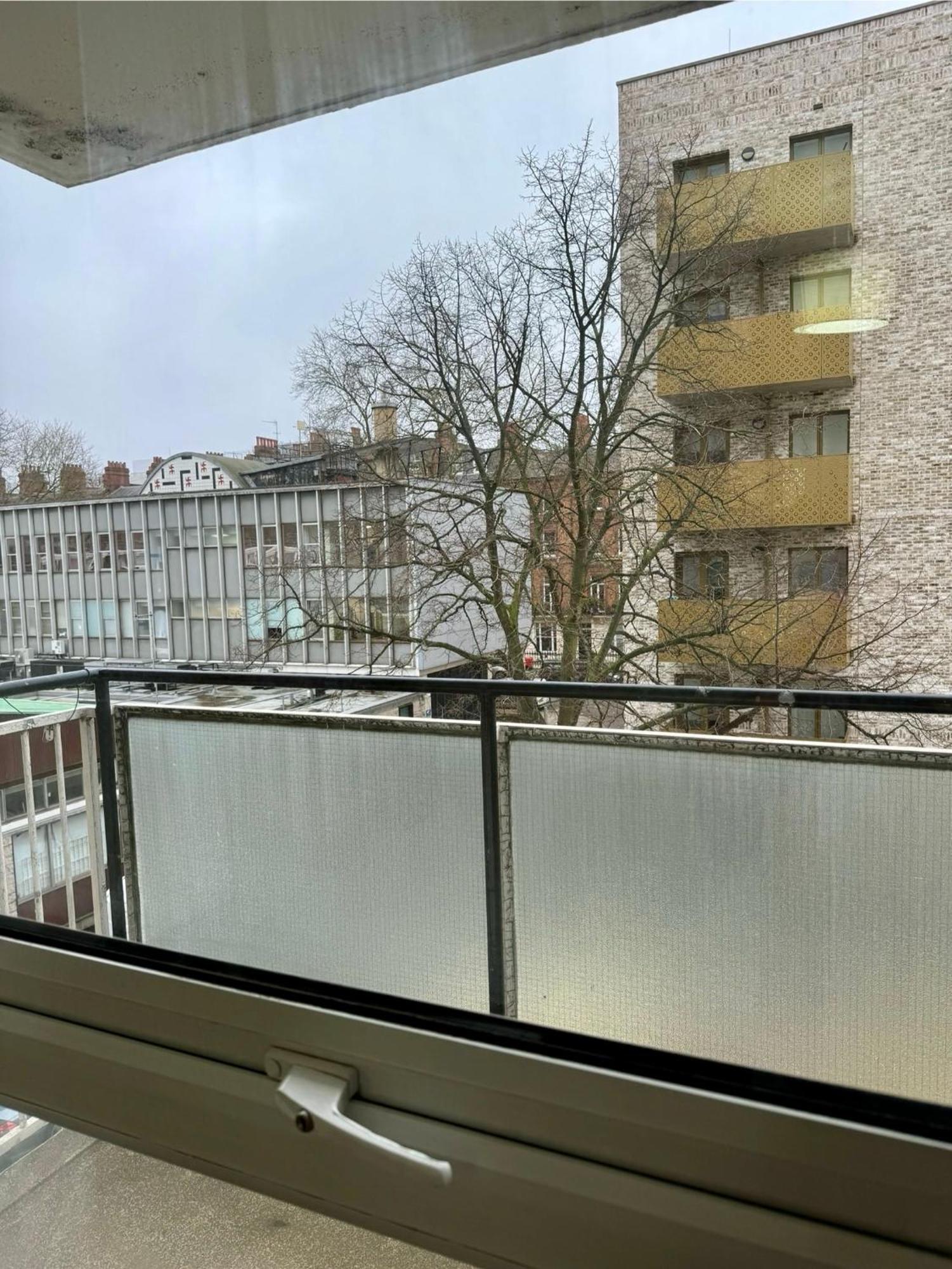 Budget In * Londres